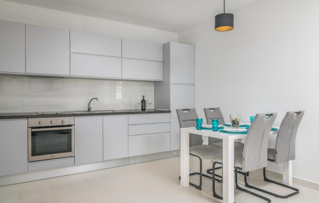 Vila Stemark Njivice Luaran gambar