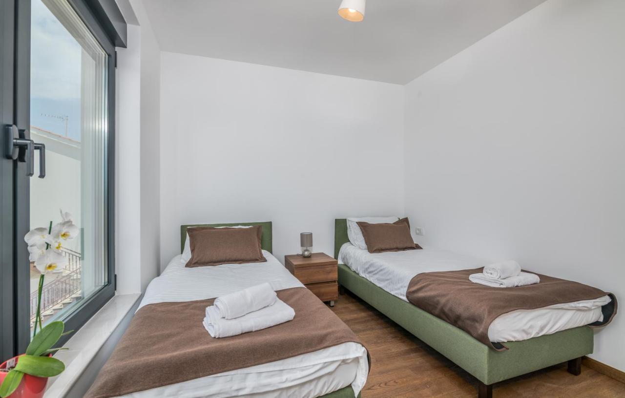 Vila Stemark Njivice Luaran gambar
