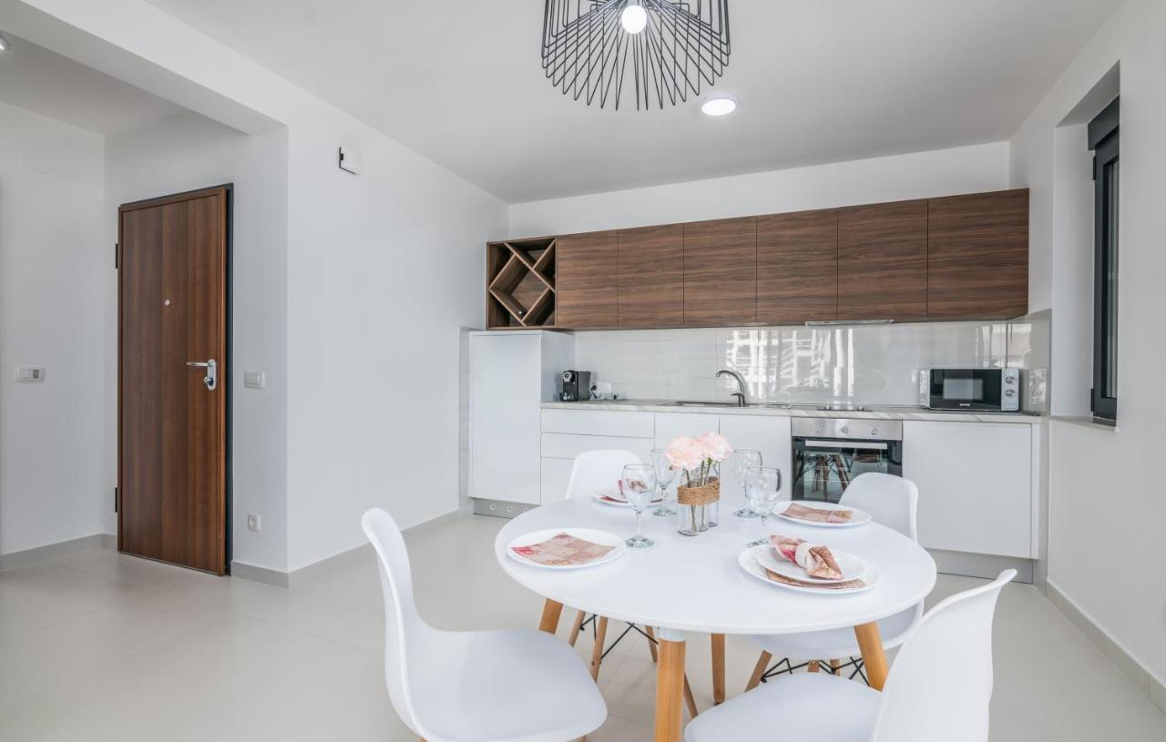 Vila Stemark Njivice Luaran gambar