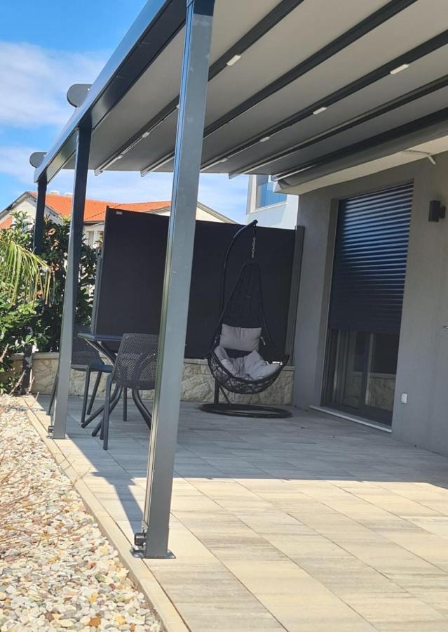 Vila Stemark Njivice Luaran gambar